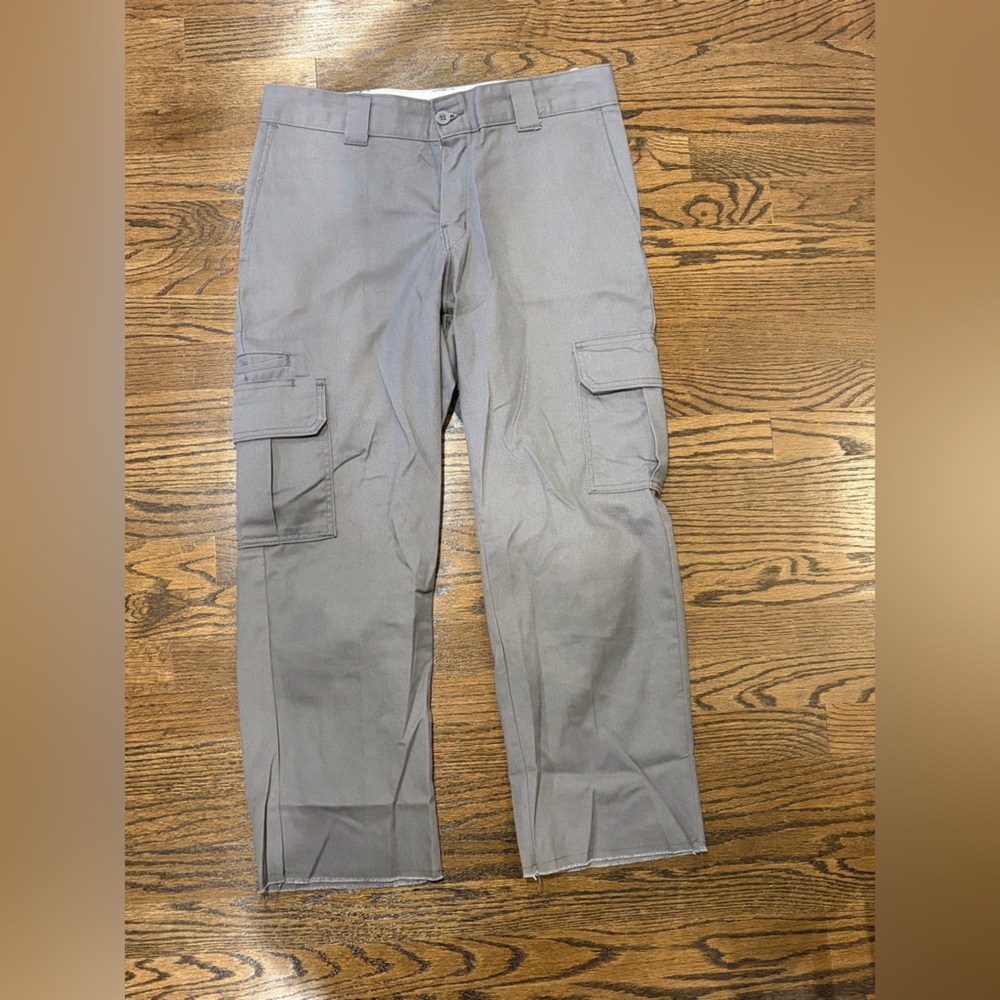 Dickies UO Exclusive Cutoff Cargo Pant 32x27